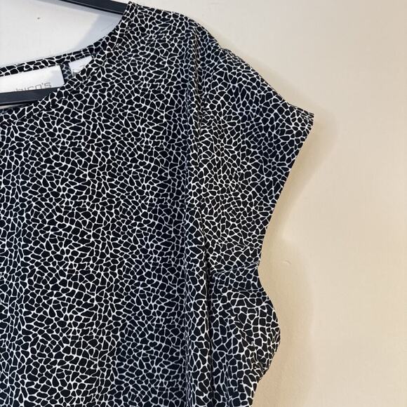 Chico’s Black and White Animal Print Short Cap Sleeve Shirt Size 3 or XLarge - Picture 4 of 10